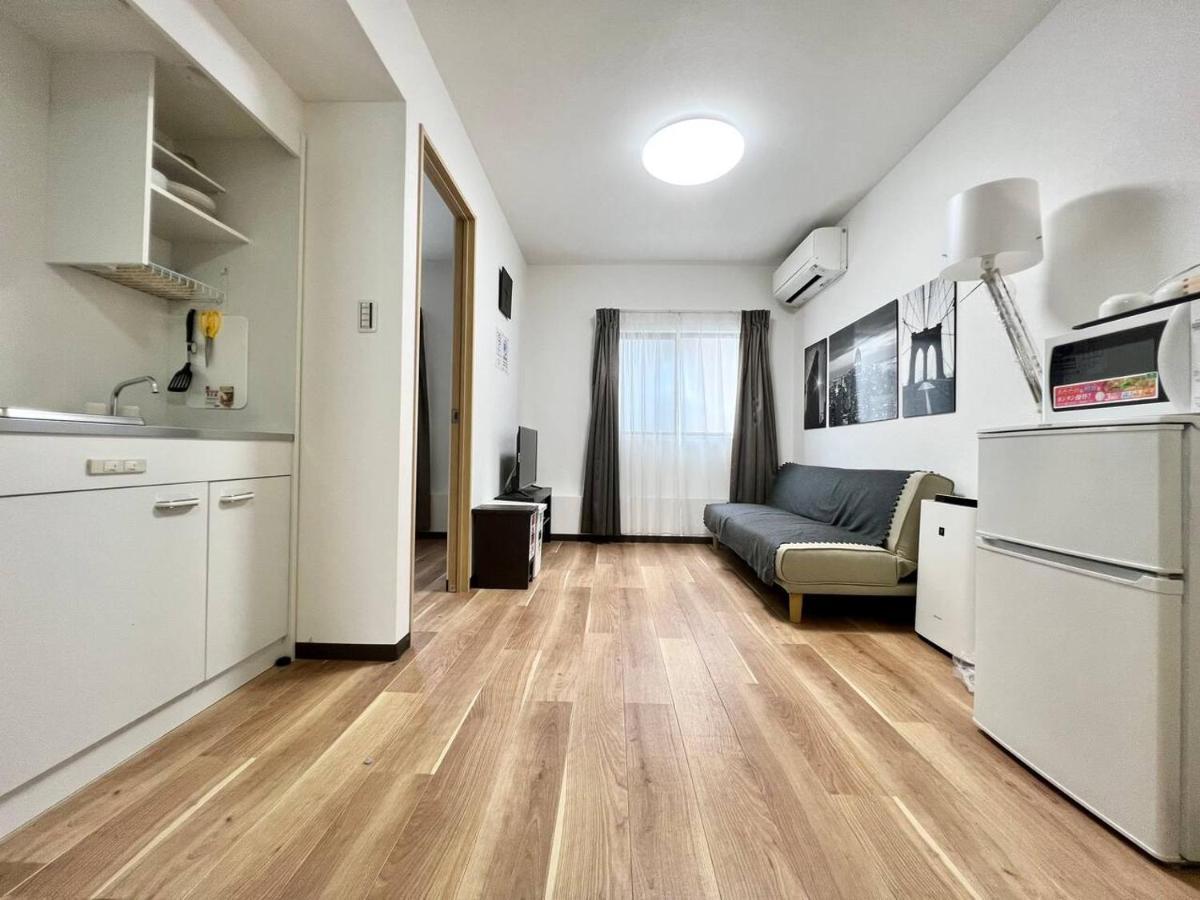 Rakuto Tsutenkaku: Central Namba Apartment with Easy Airport Access Osaka Exterior photo
