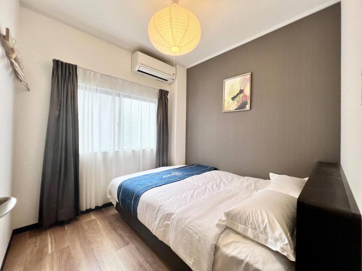 Rakuto Tsutenkaku: Central Namba Apartment with Easy Airport Access Osaka Exterior photo